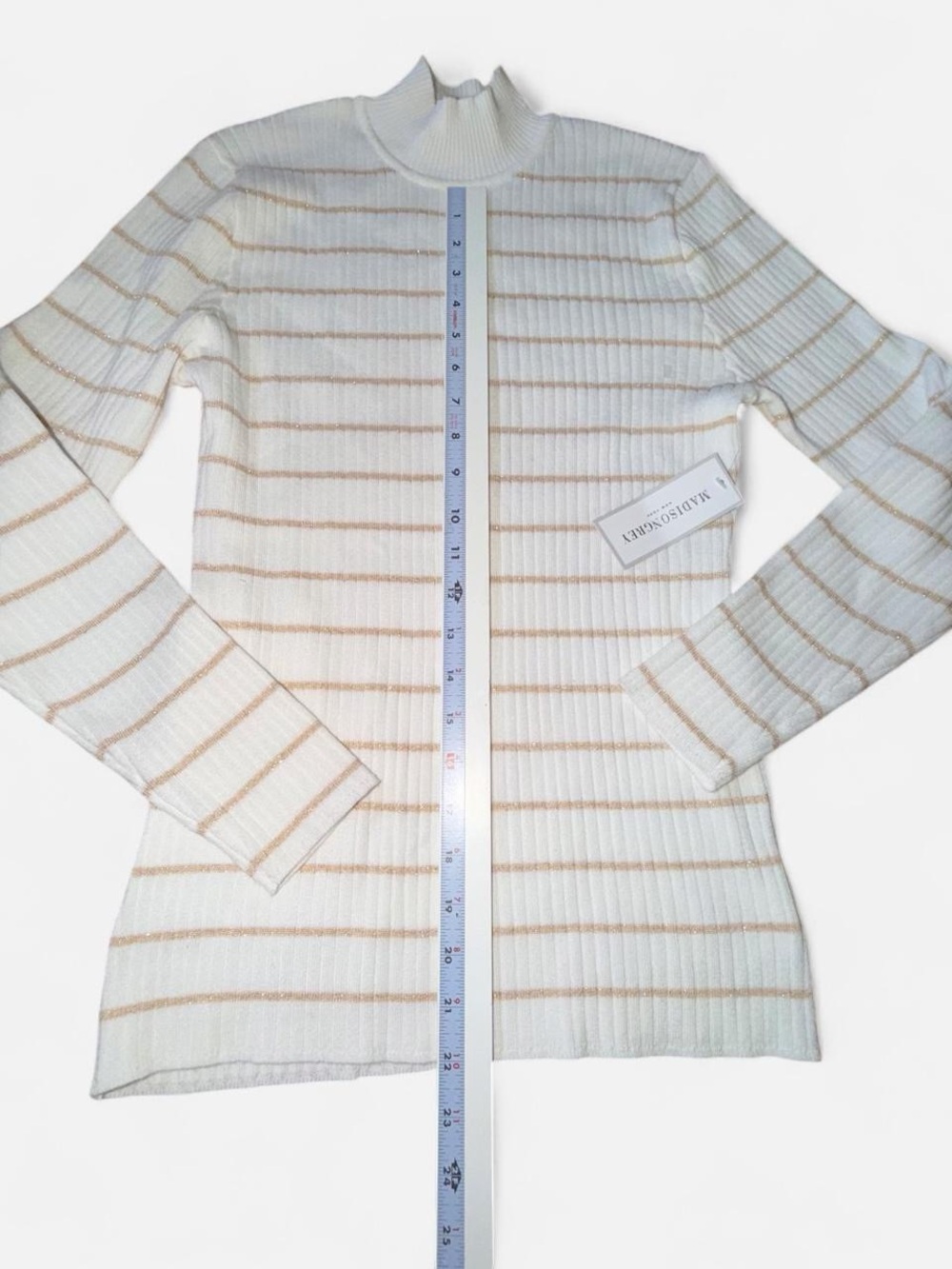 NWT Madison Gray Women’s Cream Ribbed Mock Neck Sweater with Subtle Gold Stripe - Picture 3 of 7